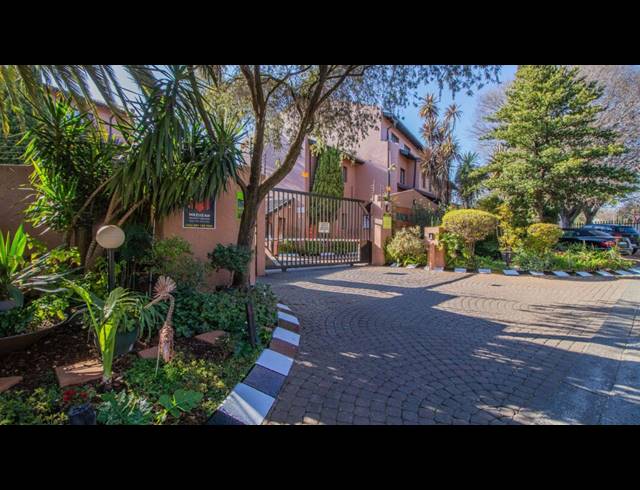 2 BEDROOM APARTMENT FOR SALE IN BUURENDAL